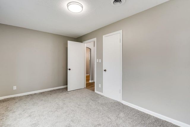 1514 N Battin St, Wichita, KS 67208