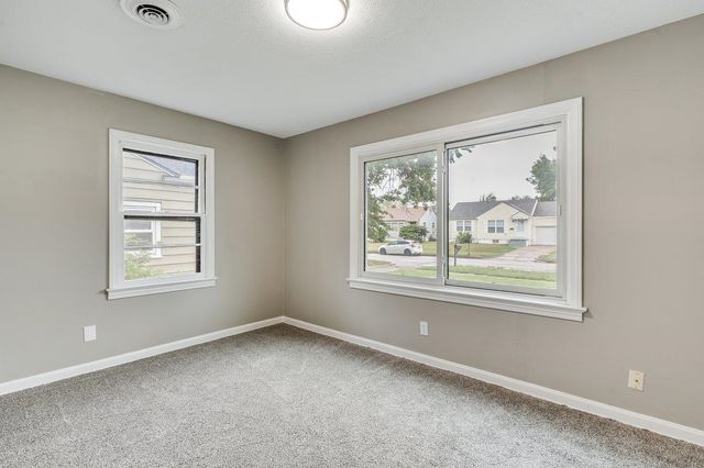 1514 N Battin St, Wichita, KS 67208