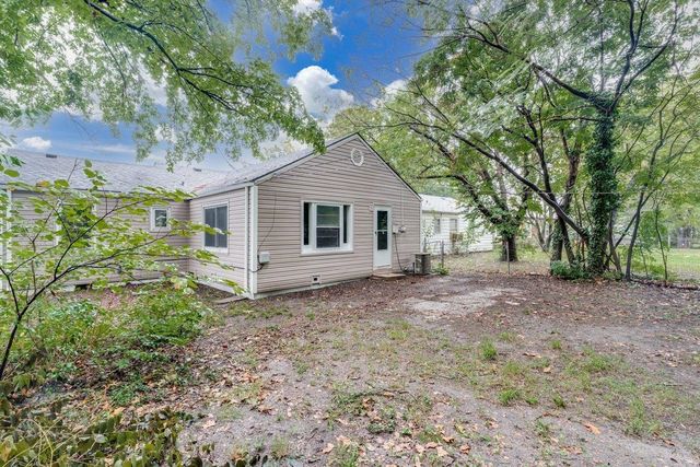 1514 N Battin St, Wichita, KS 67208