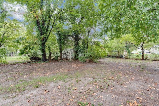 1514 N Battin St, Wichita, KS 67208