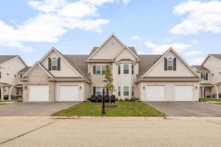 1818 Horseshoe LANE #424-4, Slinger, WI 53086