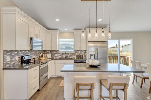 5350 S HEW WOOD DR, Taylorsville, UT 84129