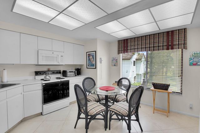 7380 Clunie Place 13006, Delray Beach, FL 33446