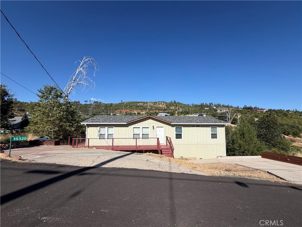 Image 35 of property listing at 15320 Trinity Road, Cobb, CA 95426