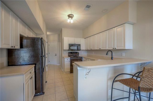 21063 W 118th Terrace, Olathe, KS 66061