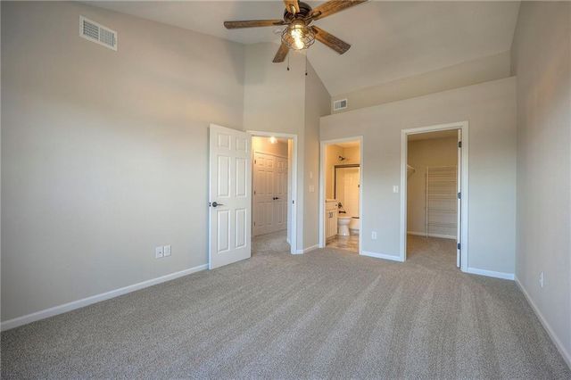 21063 W 118th Terrace, Olathe, KS 66061