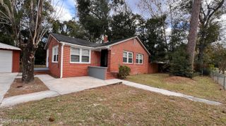 9025 MONROE Avenue, Jacksonville, FL 32208