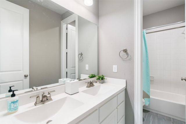 1205 Lake Hills Trail, Roanoke, TX 76262