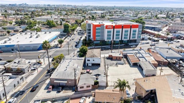 704 Centinela, Inglewood, CA 90302