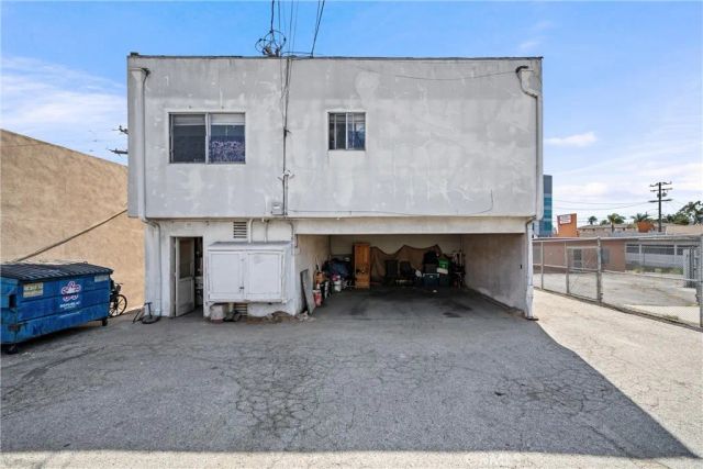 704 Centinela, Inglewood, CA 90302