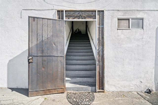 704 Centinela, Inglewood, CA 90302