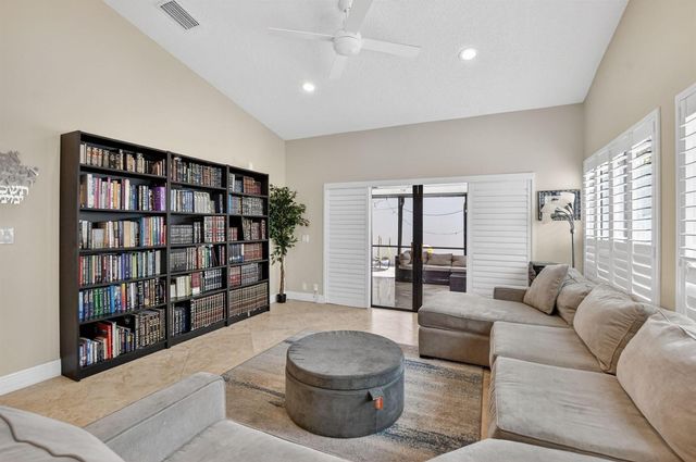 6790 Jardin Place, Boca Raton, FL 33433