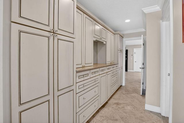 6790 Jardin Place, Boca Raton, FL 33433