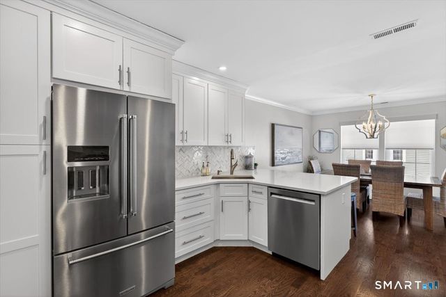 177 Mayfield Drive 177, Trumbull, CT 06611