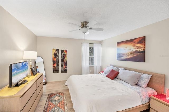 3241 BENEVA ROAD 203, Sarasota, FL 34232