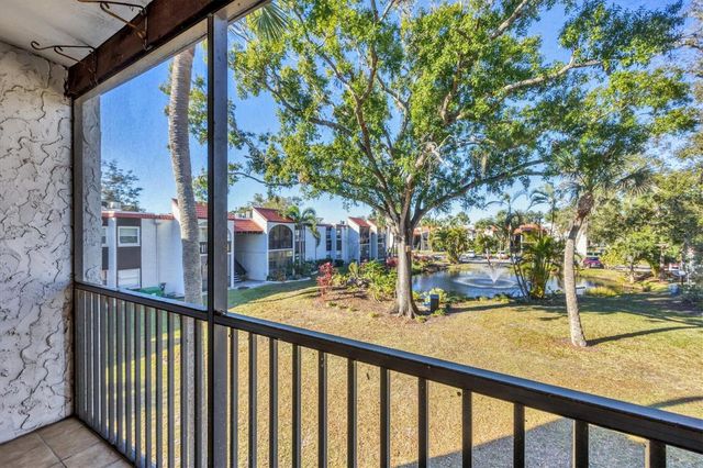 3241 BENEVA ROAD 203, Sarasota, FL 34232