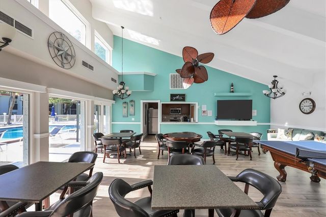 3241 BENEVA ROAD 203, Sarasota, FL 34232