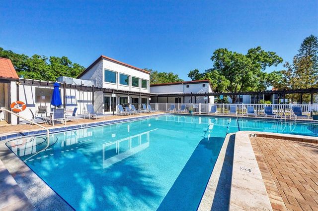 3241 BENEVA ROAD 203, Sarasota, FL 34232