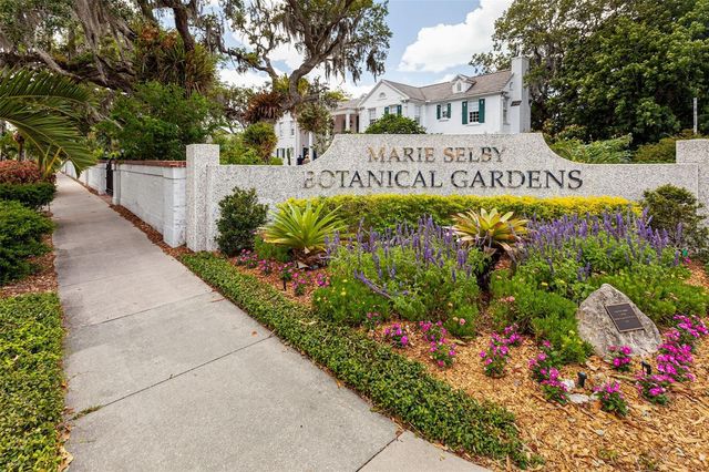 3241 BENEVA ROAD 203, Sarasota, FL 34232