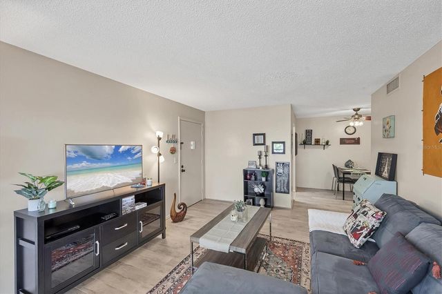 3241 BENEVA ROAD 203, Sarasota, FL 34232