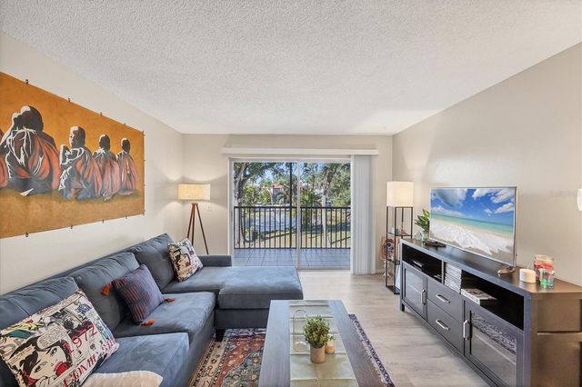 3241 BENEVA ROAD 203, Sarasota, FL 34232