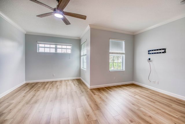 240 Poinciana Drive, Jupiter, FL 33458