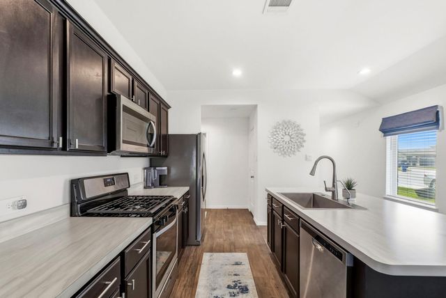 14114 Sandy Pines Court, Conroe, TX 77302