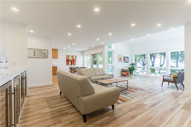 465 Ontario Drive, Ontario, NY 14519