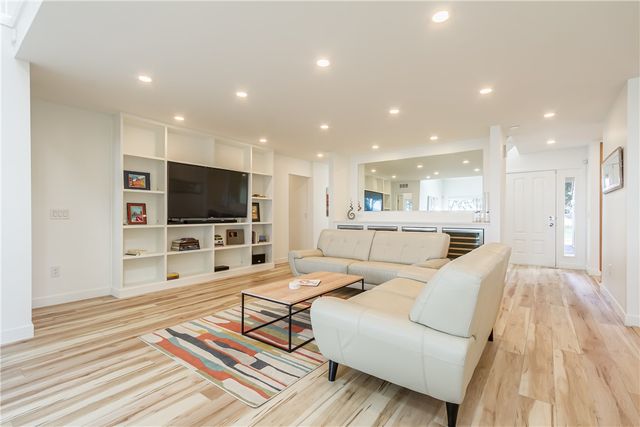 465 Ontario Drive, Ontario, NY 14519