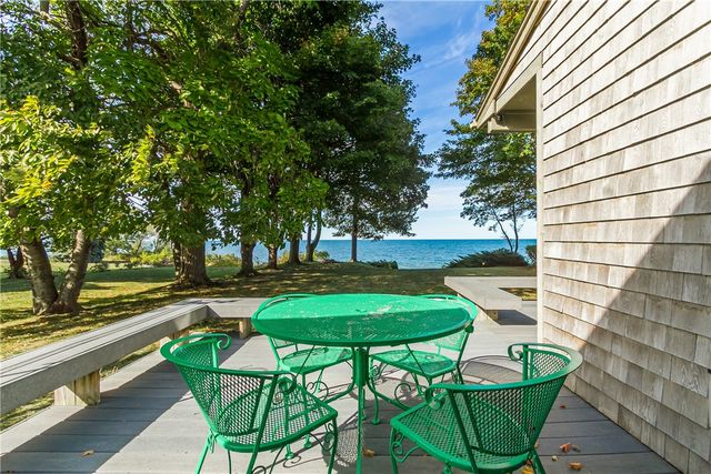 465 Ontario Drive, Ontario, NY 14519