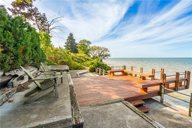 465 Ontario Drive, Ontario, NY 14519