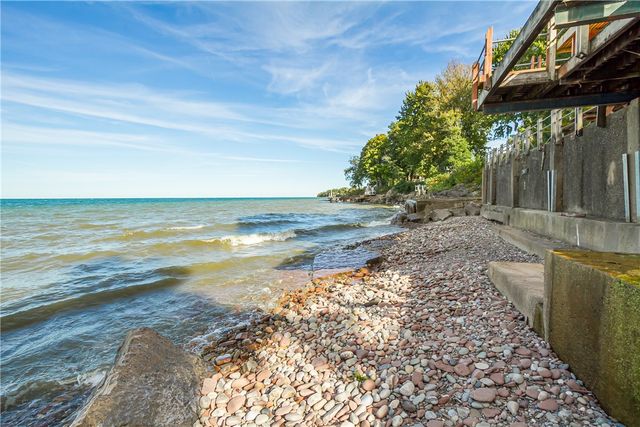 465 Ontario Drive, Ontario, NY 14519