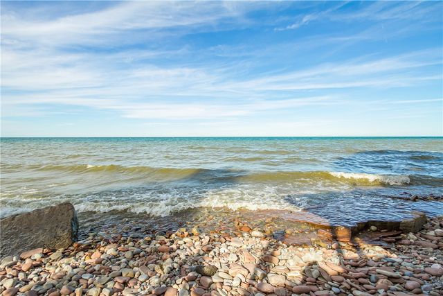 465 Ontario Drive, Ontario, NY 14519