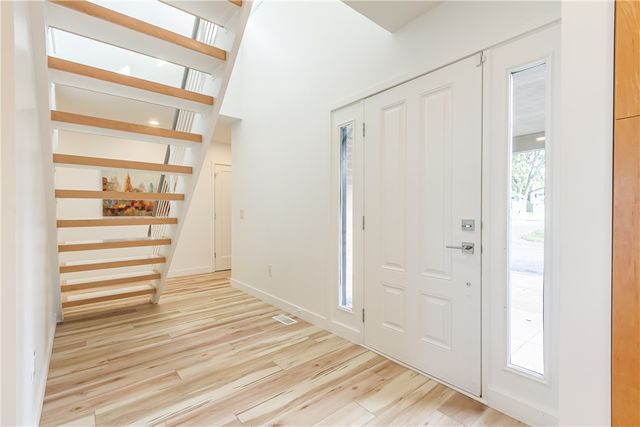 465 Ontario Drive, Ontario, NY 14519