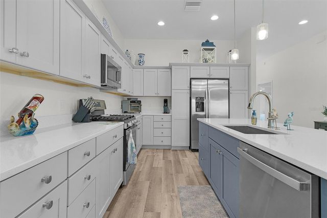6692 NEWELL LOOP, The Villages, FL 34762