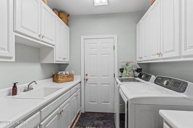 1401 Avenel Drive, Wilmington, NC 28411