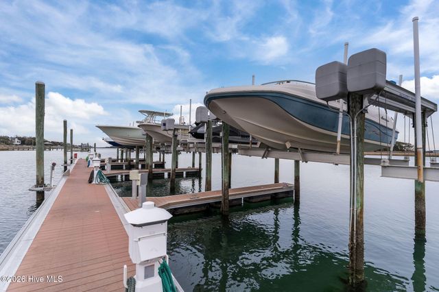 1401 Avenel Drive, Wilmington, NC 28411