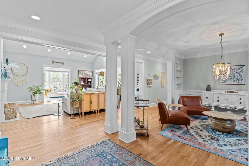 Image 15 of property listing at 1401 Avenel Drive, Wilmington, NC 28411