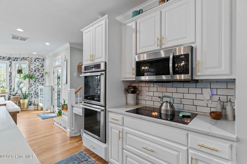 Image 26 of property listing at 1401 Avenel Drive, Wilmington, NC 28411