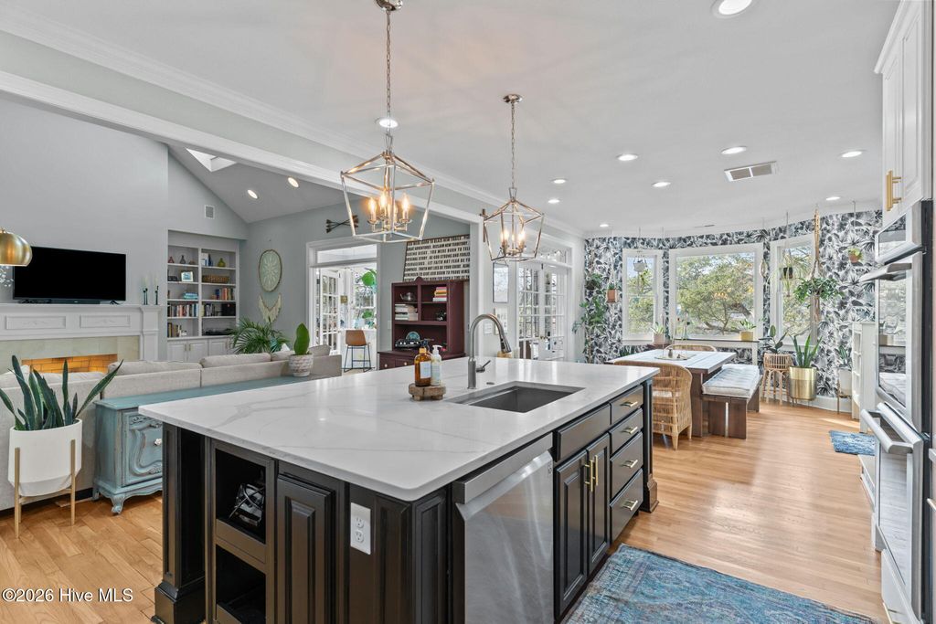 Image 27 of property listing at 1401 Avenel Drive, Wilmington, NC 28411