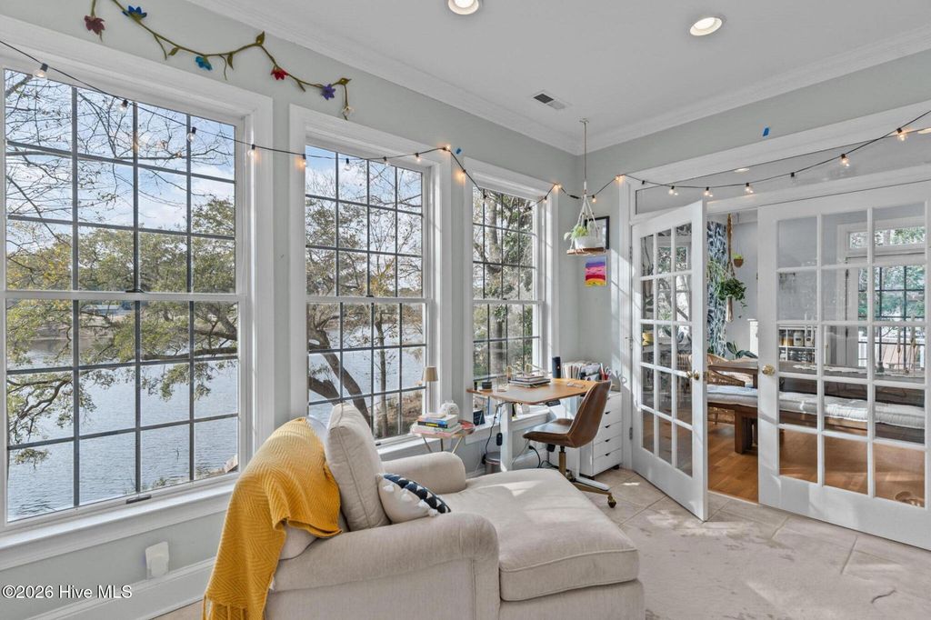 Image 31 of property listing at 1401 Avenel Drive, Wilmington, NC 28411
