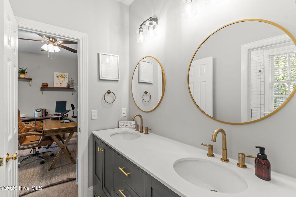 Image 40 of property listing at 1401 Avenel Drive, Wilmington, NC 28411