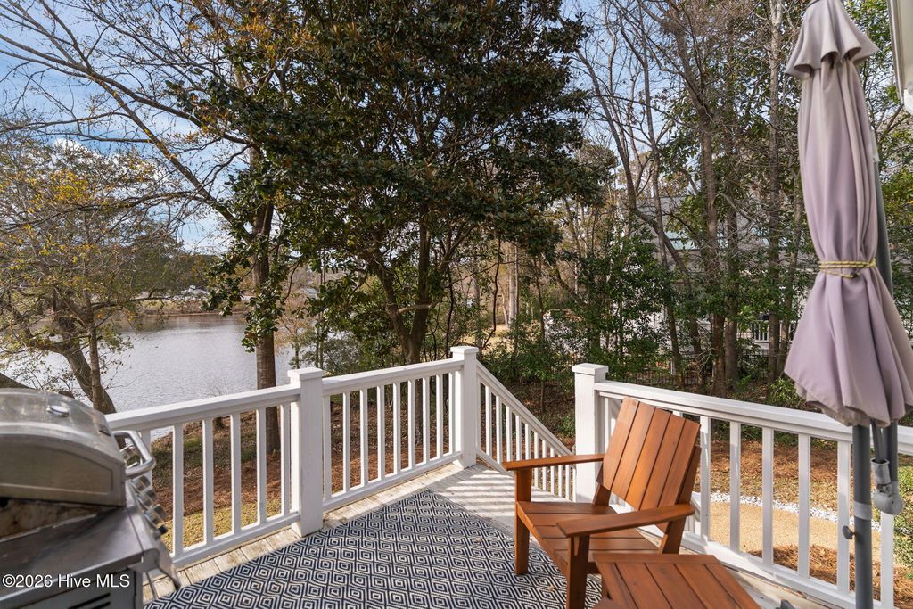 Image 58 of property listing at 1401 Avenel Drive, Wilmington, NC 28411
