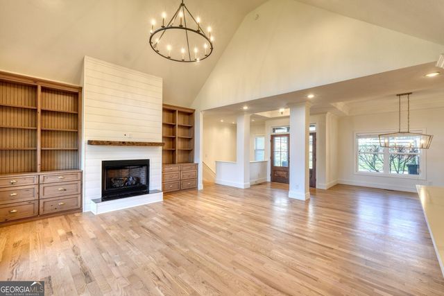 892 Cypress Pointe Lane, Hayesville, NC 28904