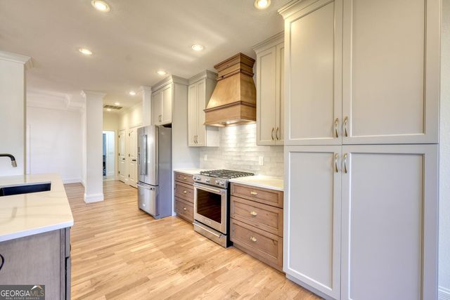 892 Cypress Pointe Lane, Hayesville, NC 28904