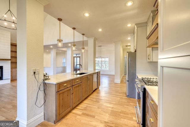 892 Cypress Pointe Lane, Hayesville, NC 28904