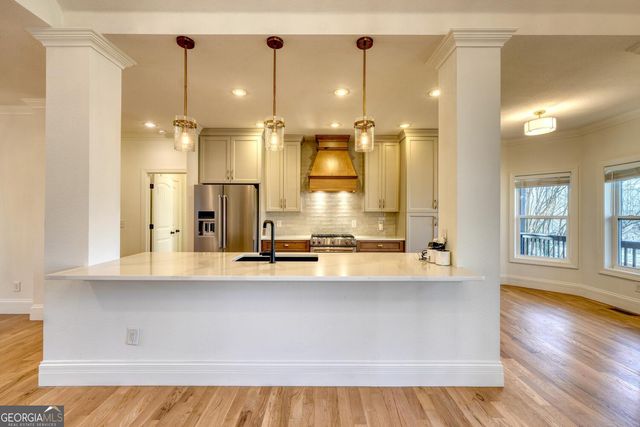 892 Cypress Pointe Lane, Hayesville, NC 28904