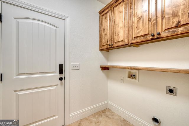 892 Cypress Pointe Lane, Hayesville, NC 28904