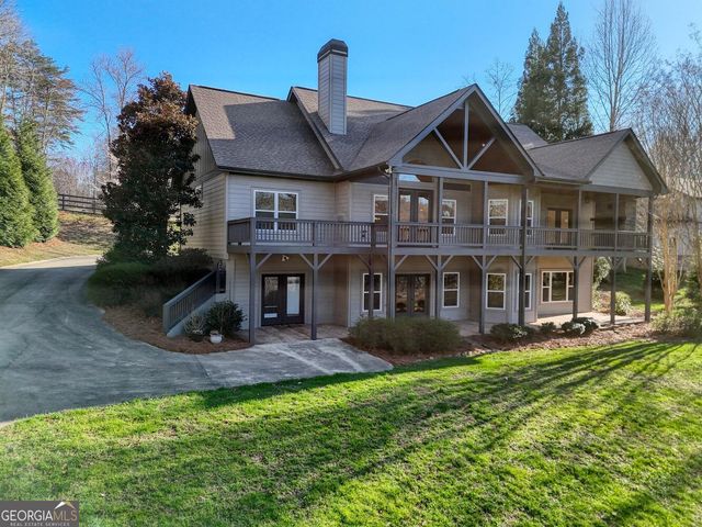 892 Cypress Pointe Lane, Hayesville, NC 28904