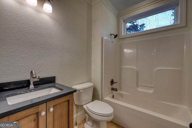 892 Cypress Pointe Lane, Hayesville, NC 28904